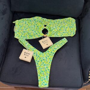 Kulani Kinis Green Floral Bikini 2 piece Set NWT panty liner attached